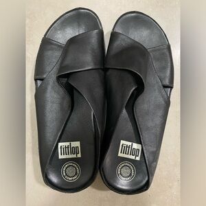 FitFlop Black Leather Sandals Size 7